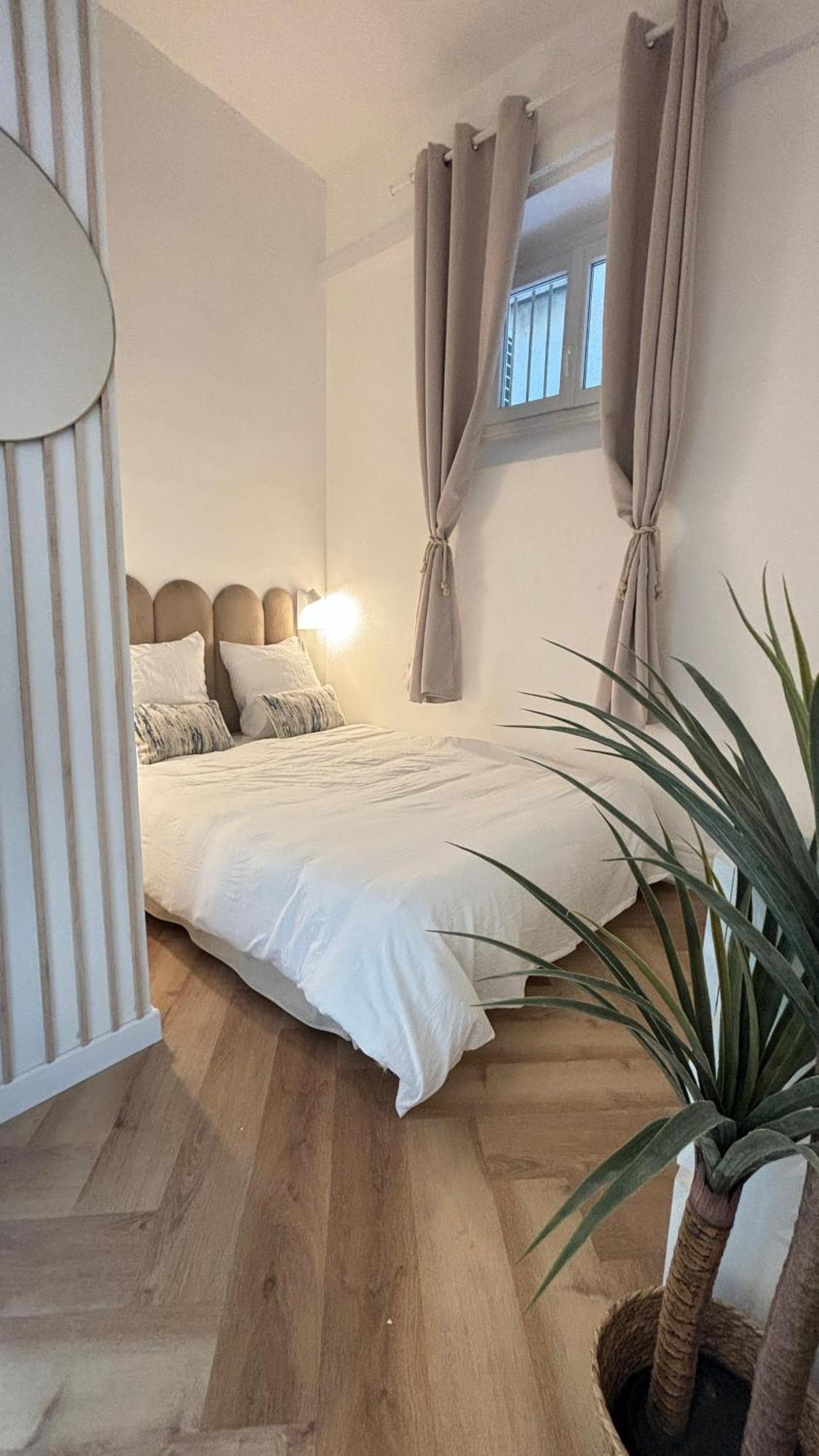 Appartement Haussmannien Gare Centre-Ville Clim Монпелие Екстериор снимка